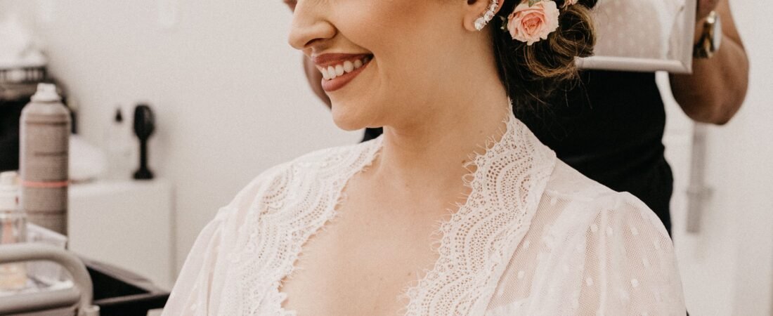 What A Great Beauty Salon Should Offer Brides