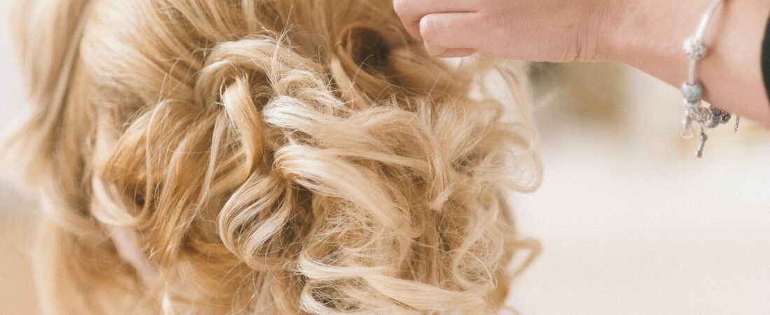 What To Expect From Professional Bridal Hair Services