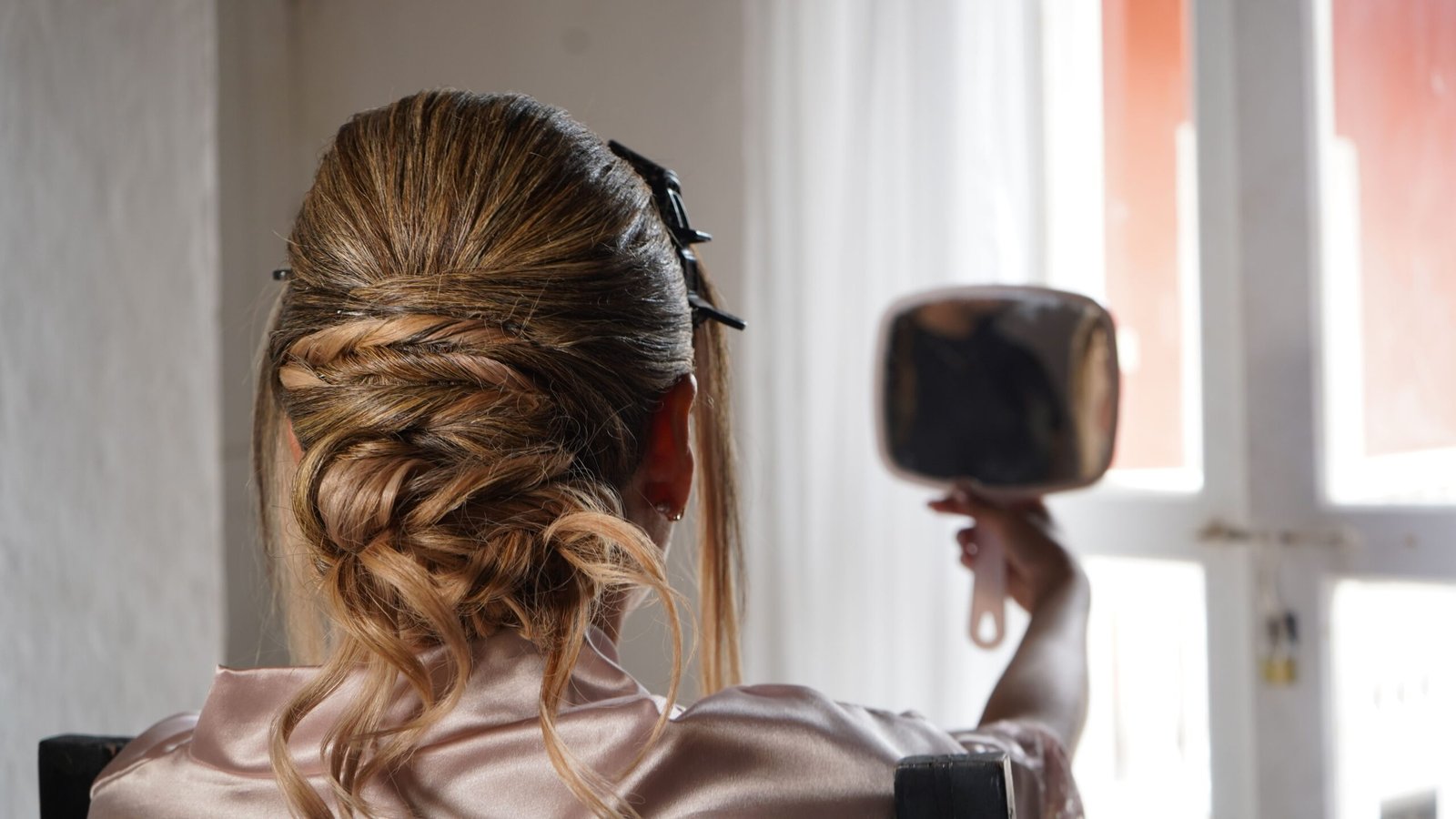 The Best Hairstyles For Every Bridesmaid