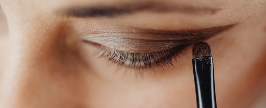 Eye Cream For Eczema-Prone Eyelids: A Makeup Artist’s Take