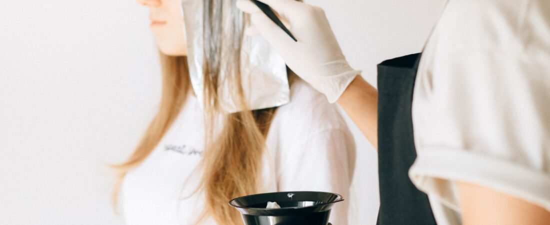 When You Should Really Dye Your Hair Before The Wedding