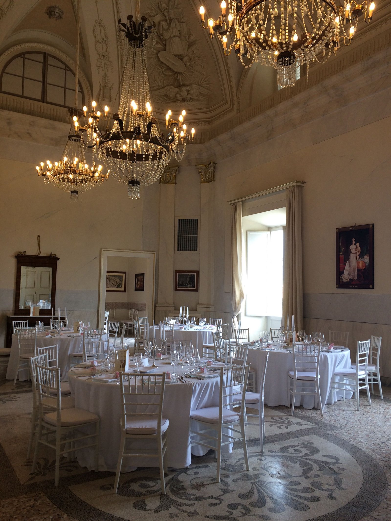 A historic venue wedding reception setup reflecting Oxford Exchange wedding cost planning.
