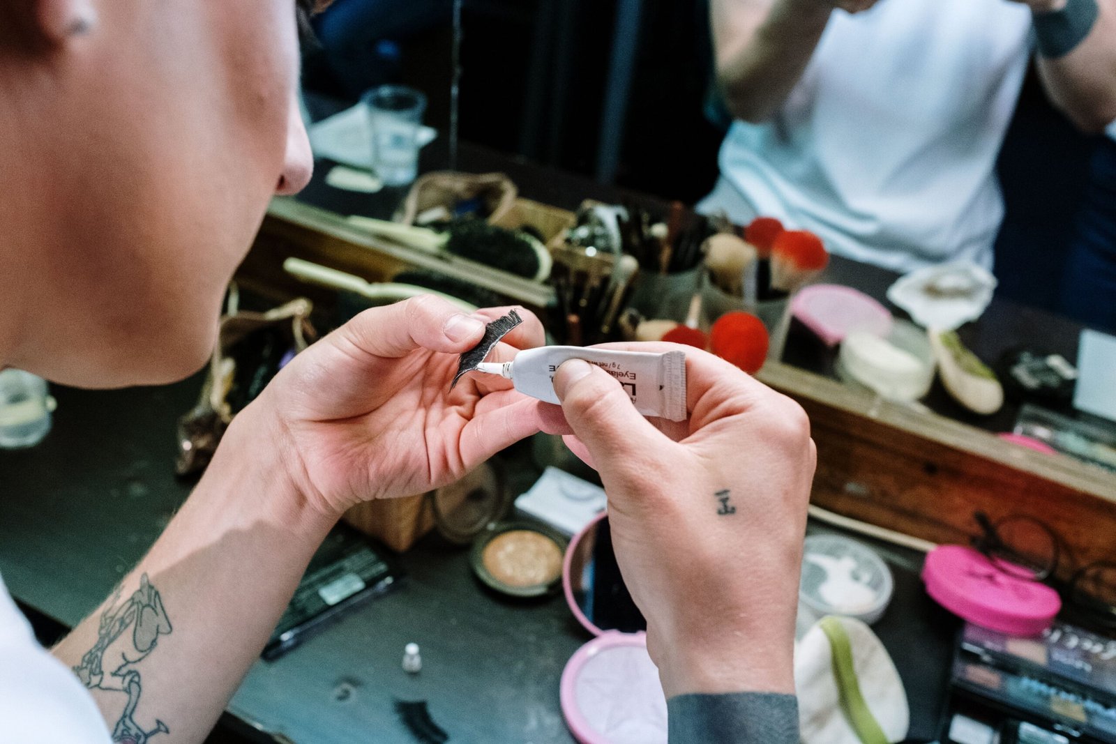 Press On Lashes: What Actually Works