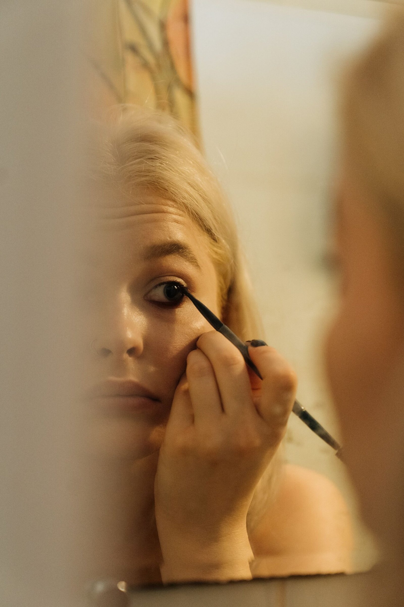 What You Should Know About Water Activated Eyeliner