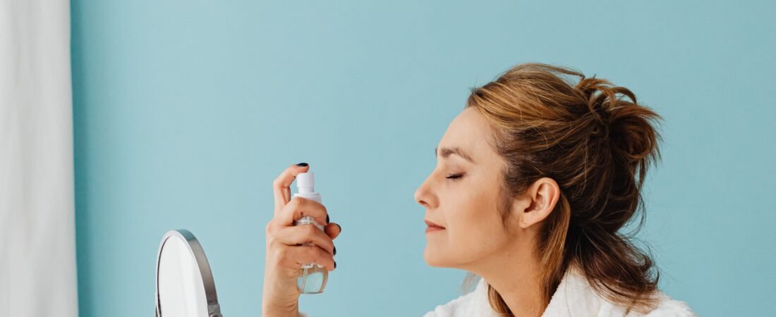 What Does Setting Spray Do? A Makeup Artist Explains