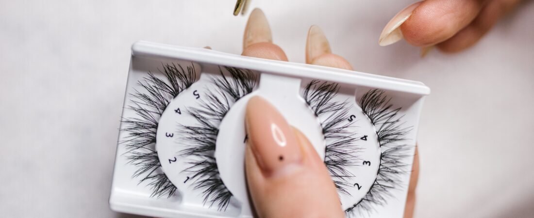 Fowendia Lashes: What Actually Works