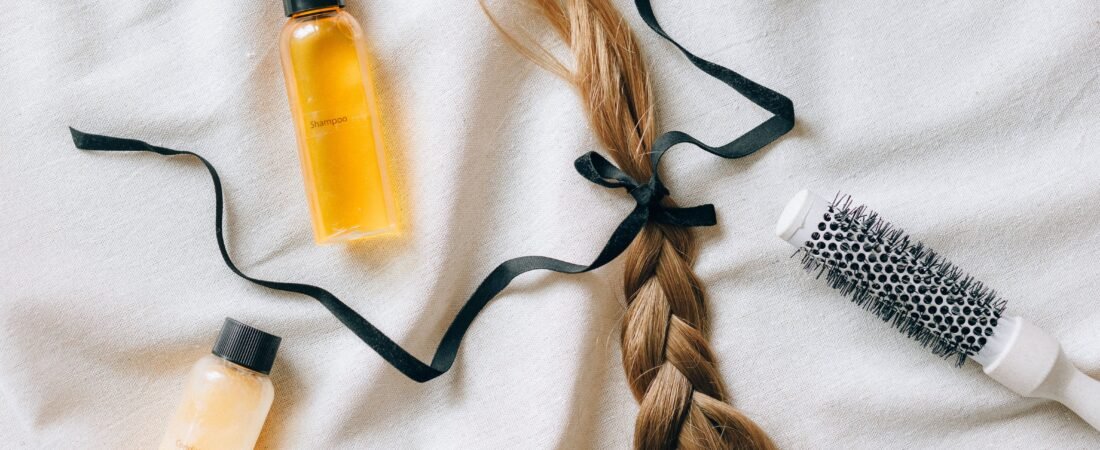 What Makes Olaplex No. 4p Blonde Enhancer Toning Shampoo So Popular?