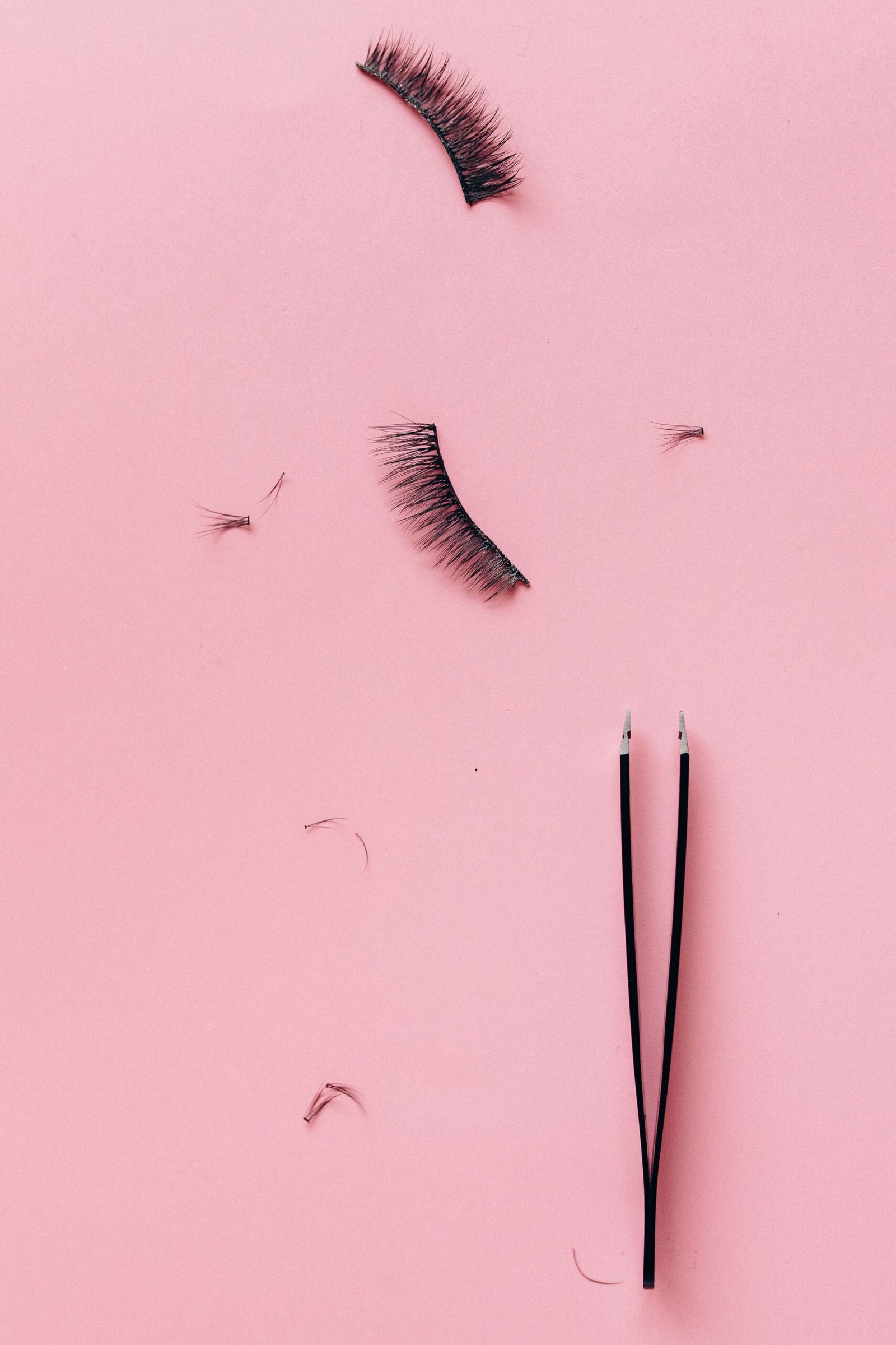 The Difference Between Strip Lashes, Cluster Lashes, And Falscara